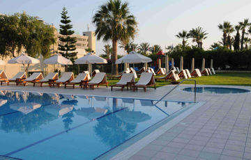 Frixos Suites Hotel Apts Вороклини Экстерьер фото
