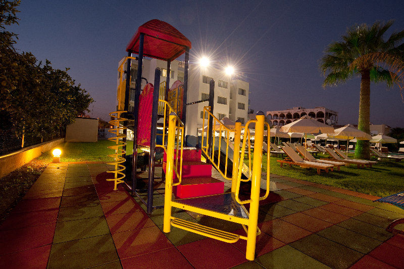 Frixos Suites Hotel Apts Вороклини Экстерьер фото
